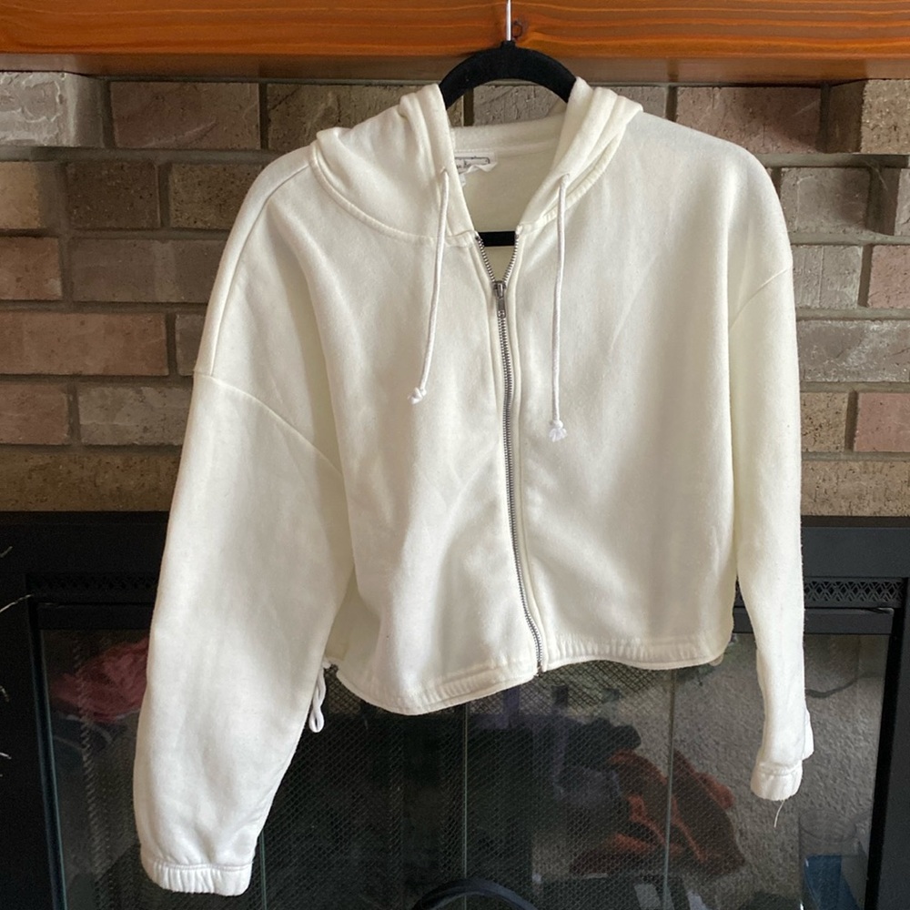 Hippie Rose Cropped Zip-up